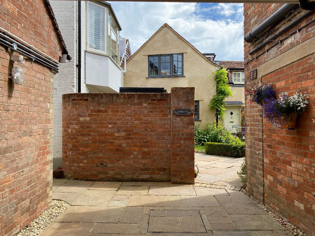 1 bed flat to rent in South Street, Wilton  - Property Image 9