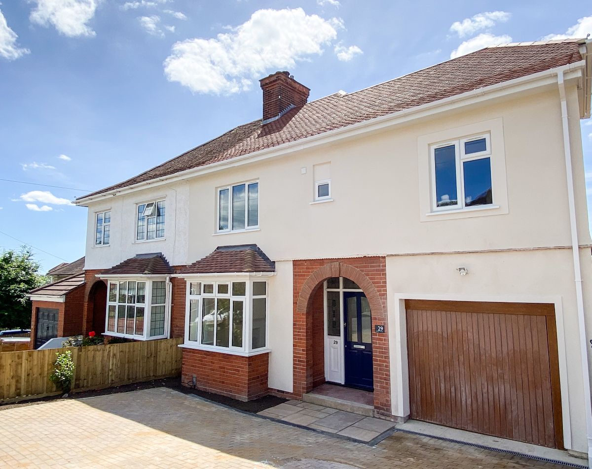 4 bed semi-detached house to rent in Wordsworth Road, Salisbury - Property Image 1