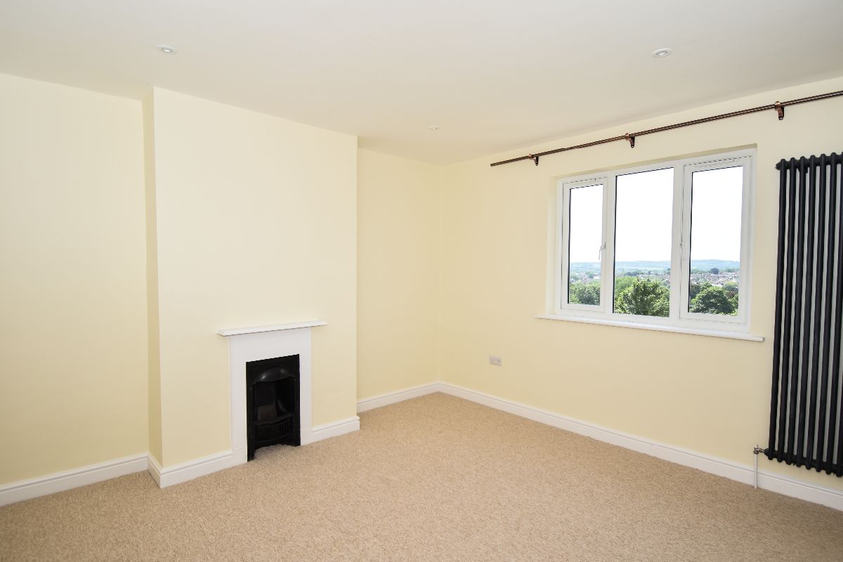 4 bed semi-detached house to rent in Wordsworth Road, Salisbury  - Property Image 11