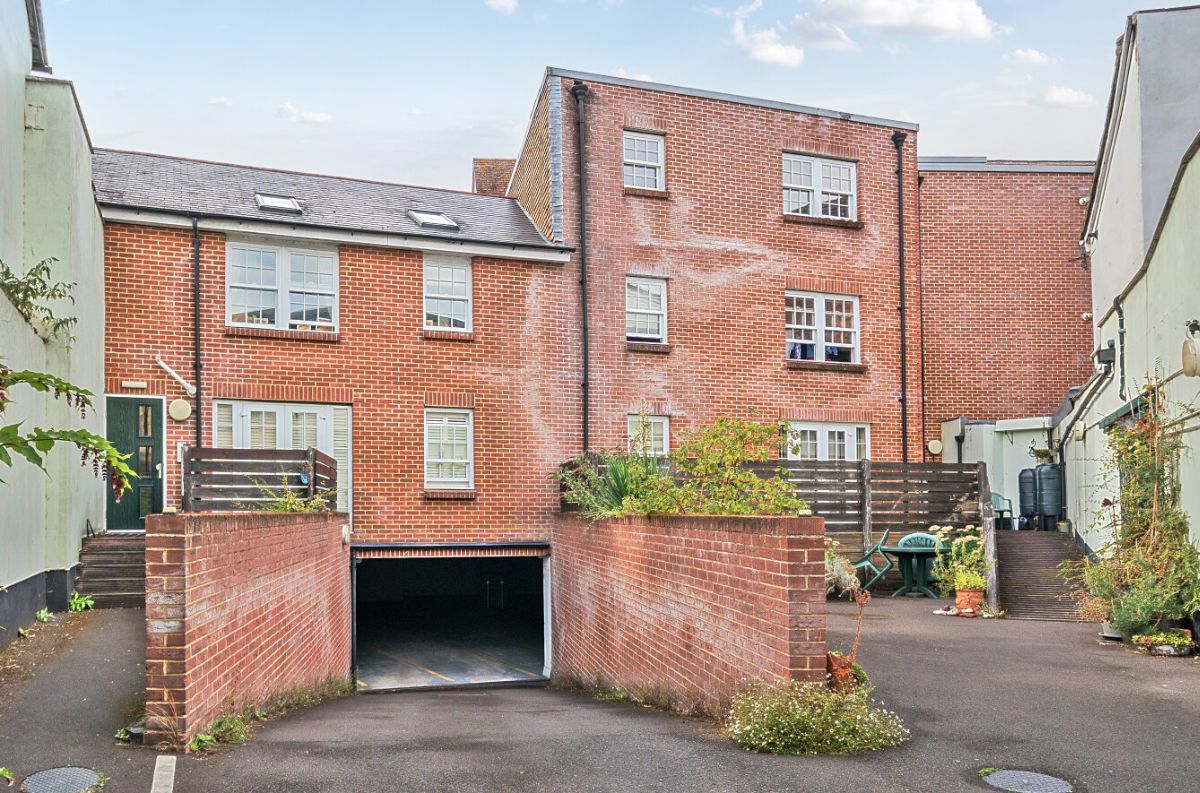 2 bed flat to rent in Fisherton Street, Salisbury 19