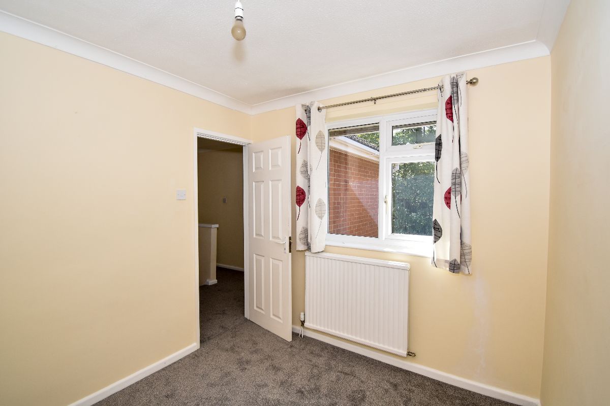 4 bed detached house to rent in Fowlers Road, Salisbury 7