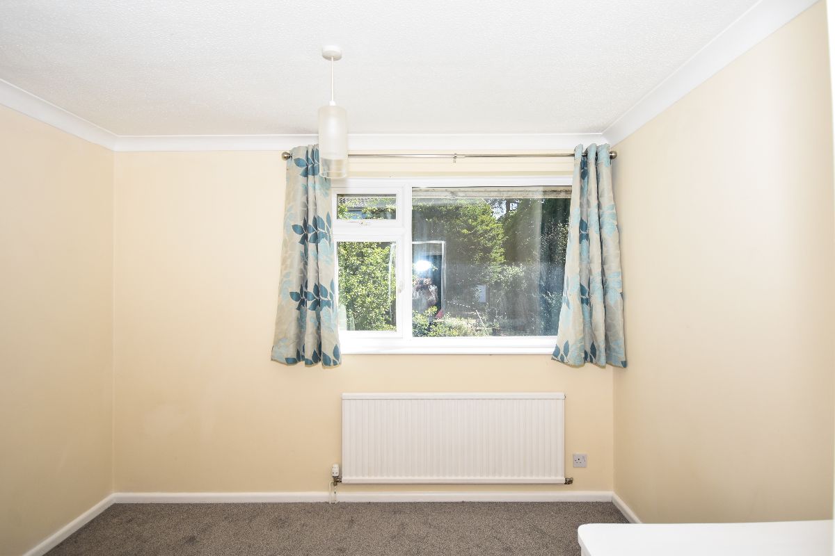 4 bed detached house to rent in Fowlers Road, Salisbury 9