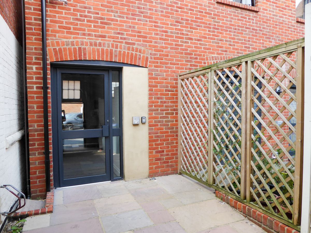 2 bed flat to rent in Scots Lane, Salisbury  - Property Image 10