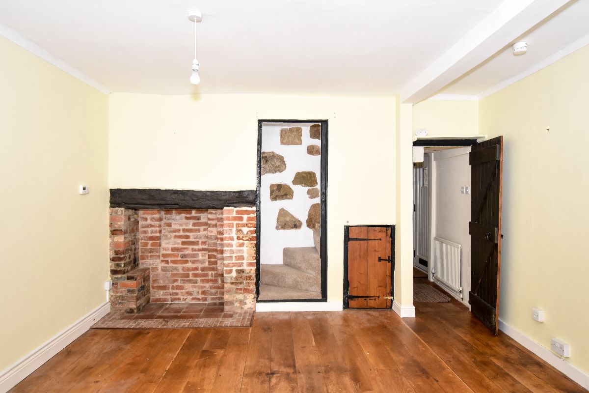 2 bed cottage to rent in South Street, Wilton 5