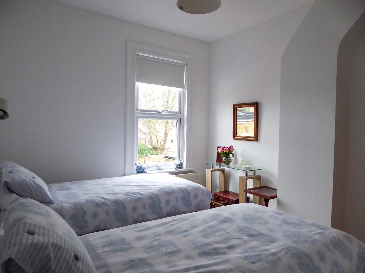 2 bed terraced house to rent in Park Street  - Property Image 7