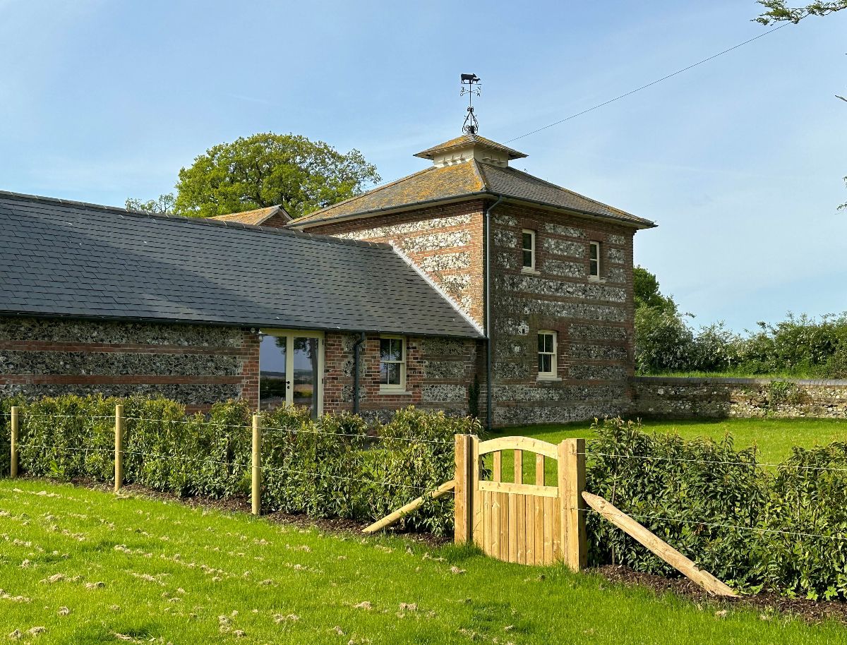 3 bed character property to rent in Back Lane, Bowerchalke, Salisbury, SP5