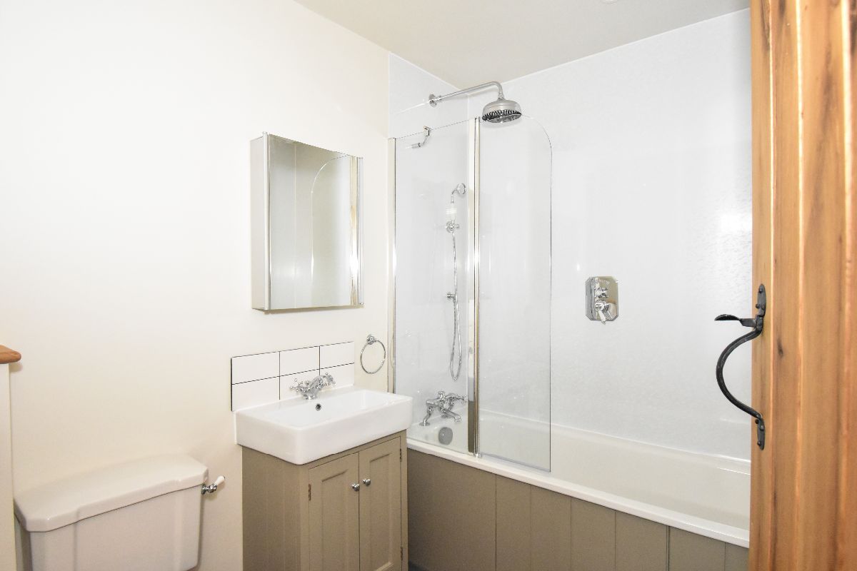 2 bed character property to rent in Back Lane, Bowerchalke, Salisbury 4