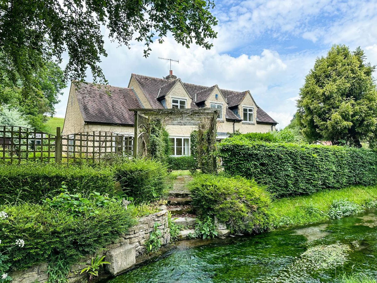 3 bed detached house to rent in Teffont, Salisbury 24