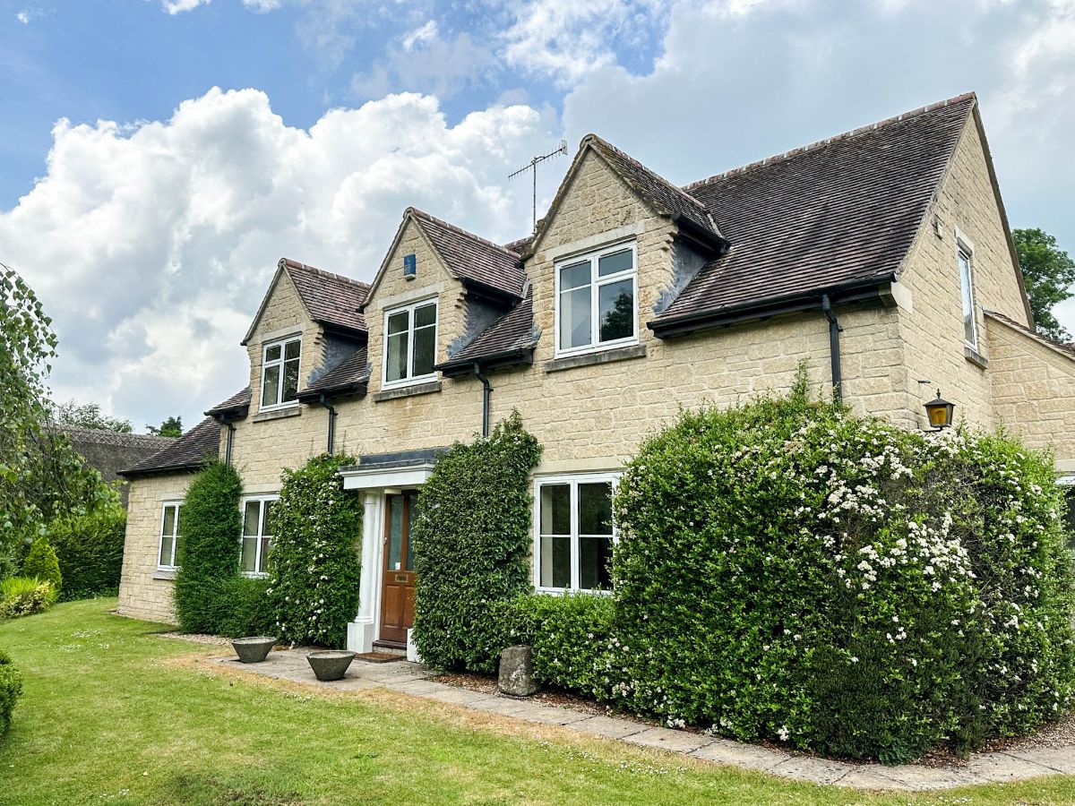 3 bed detached house to rent in Teffont, Salisbury  - Property Image 1