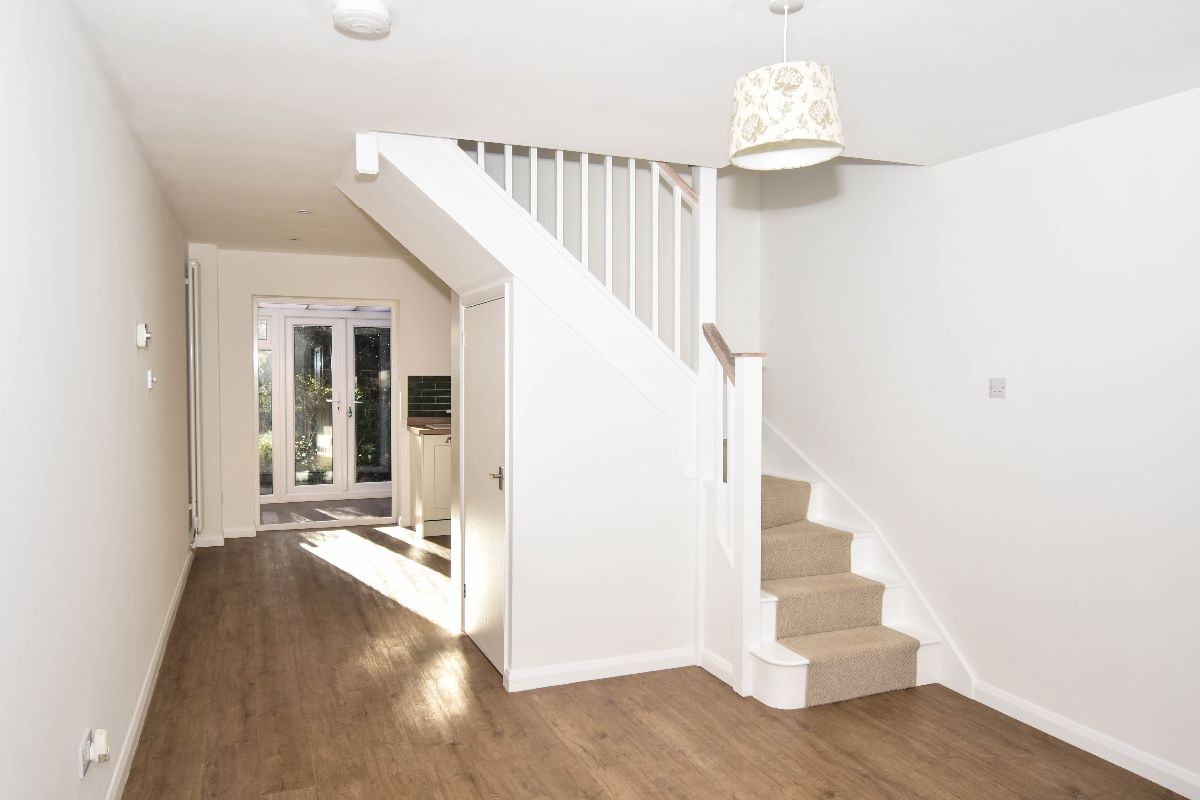 2 bed terraced house to rent in Kings Gate, Salisbury 6