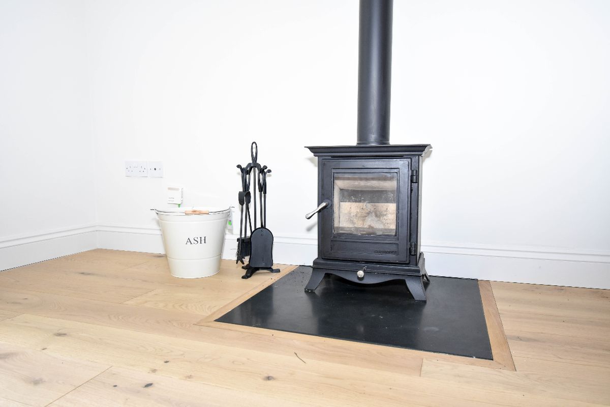 2 bed bungalow to rent in Church Lane, Salisbury 7