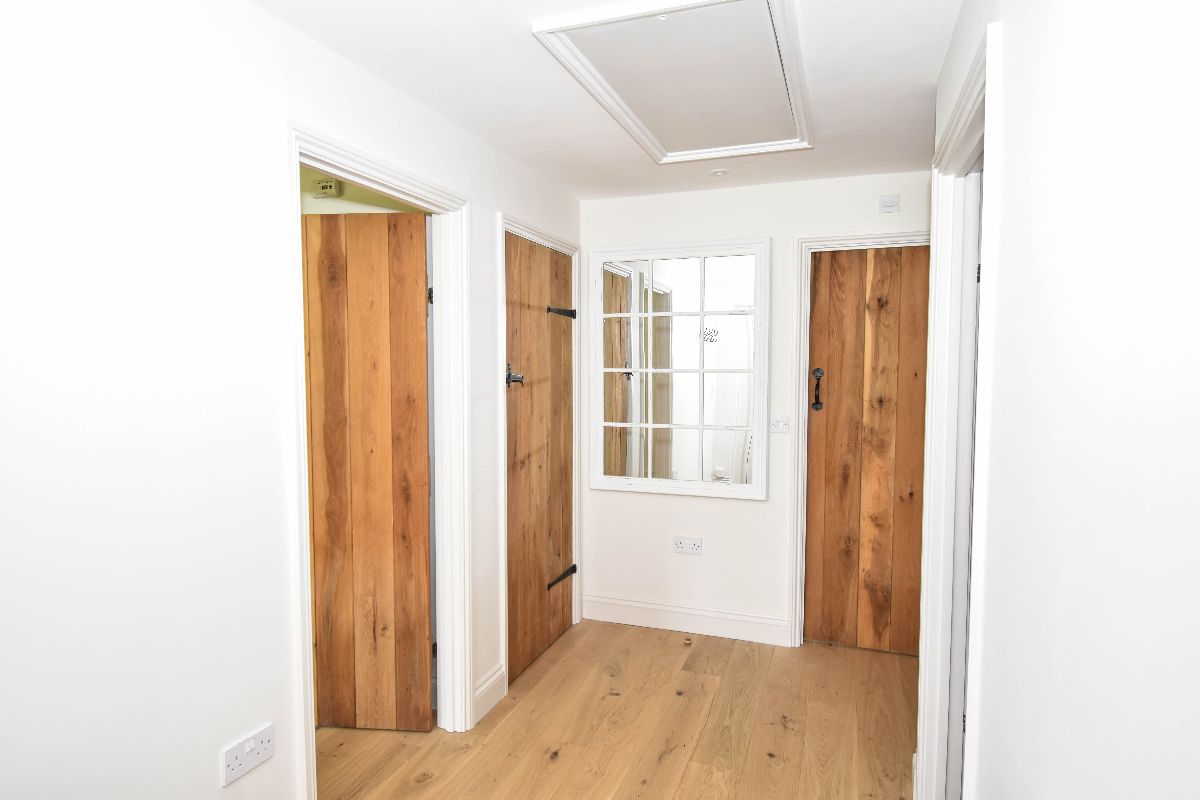 2 bed bungalow to rent in Church Lane, Salisbury 4