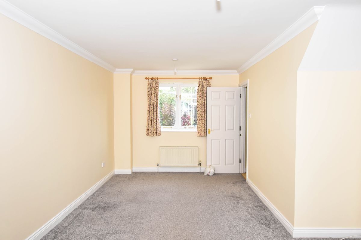 4 bed terraced house to rent in Shaftesbury Road, Salisbury  - Property Image 7