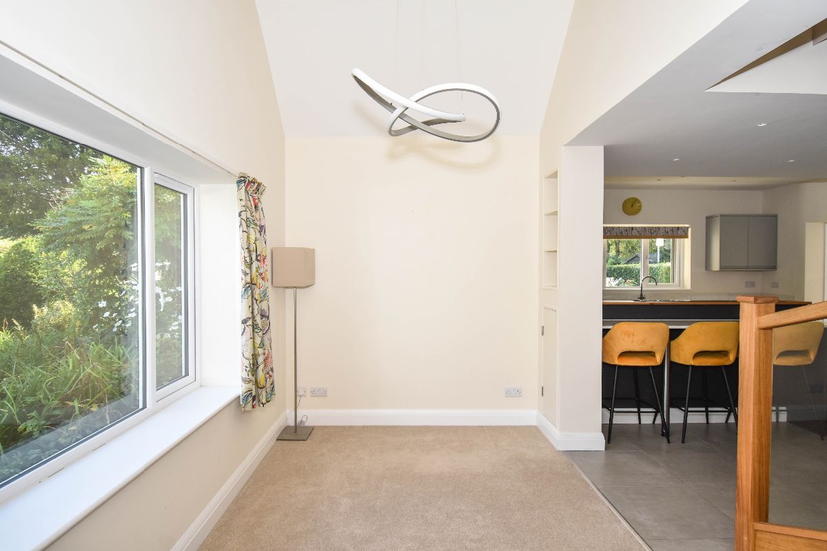 3 bed character property to rent in Coombe Bissett, Salisbury 10