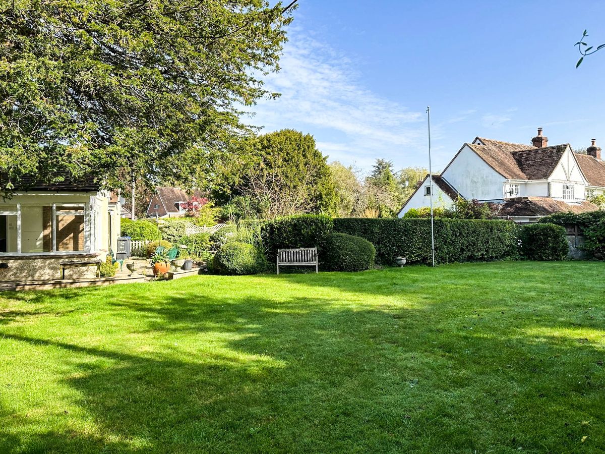 3 bed character property to rent in Coombe Bissett, Salisbury  - Property Image 22