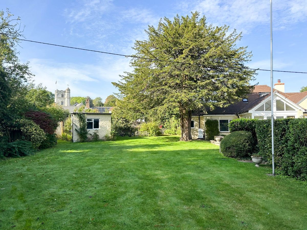 3 bed character property to rent in Coombe Bissett, Salisbury 22