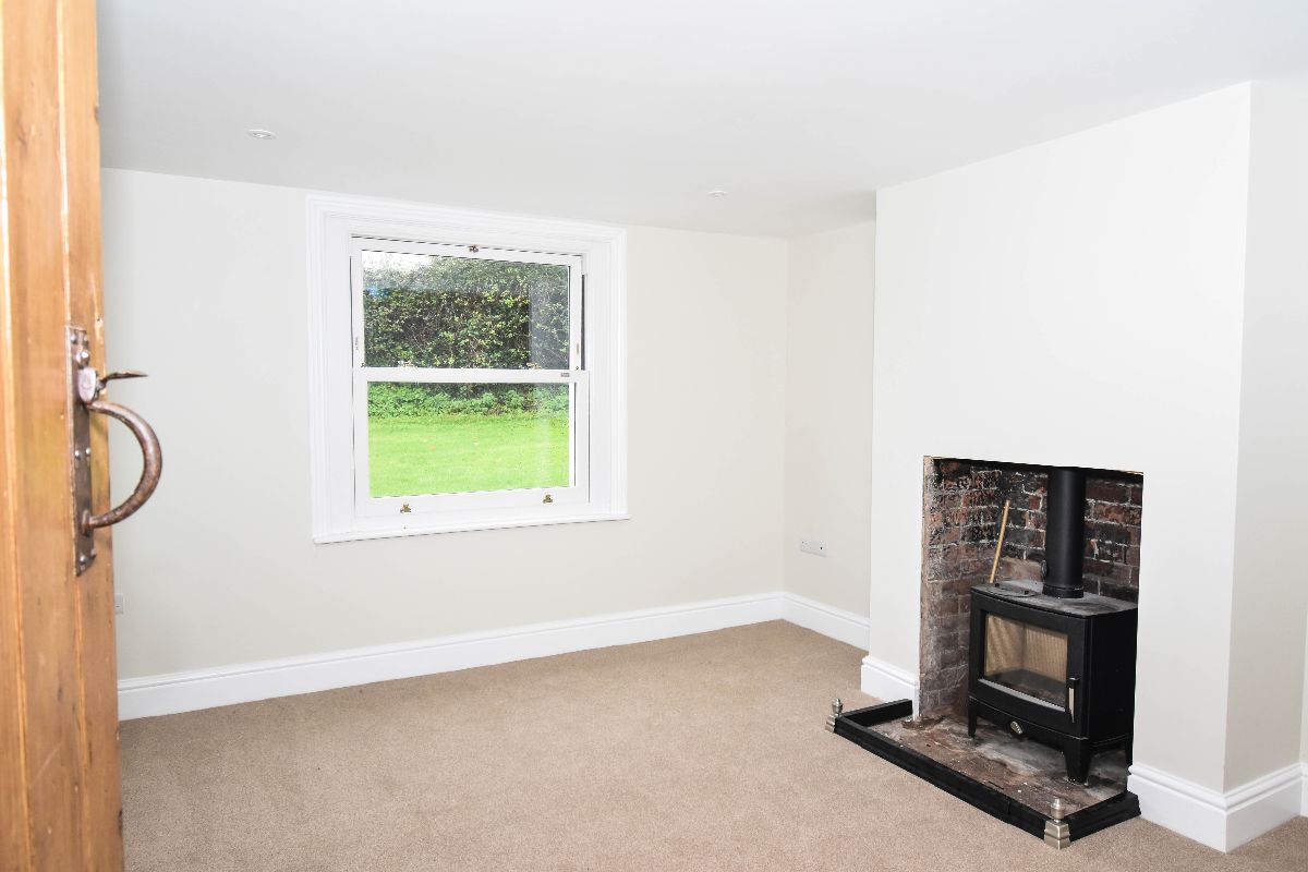 3 bed character property to rent in Quidham Street, Bowerchalke 6