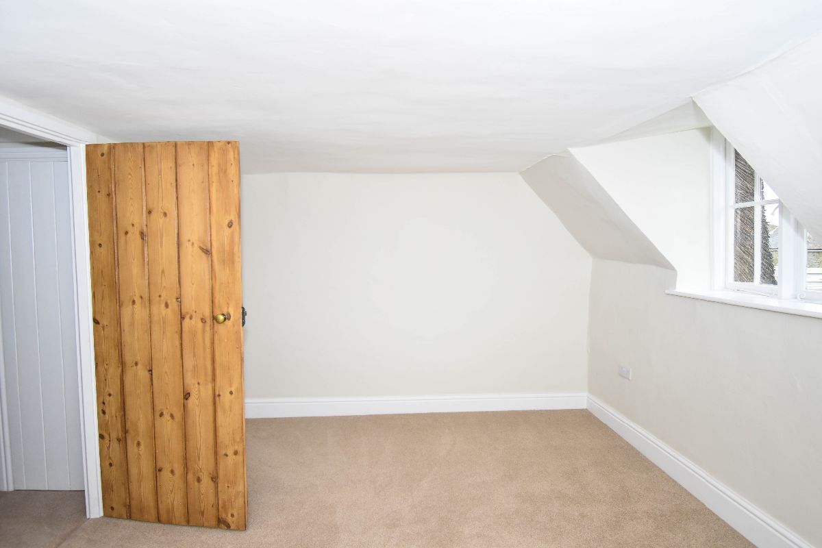 3 bed character property to rent in Quidham Street, Bowerchalke 11