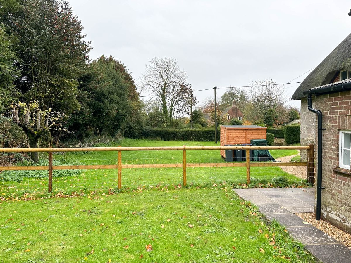 3 bed character property to rent in Quidham Street, Bowerchalke  - Property Image 22