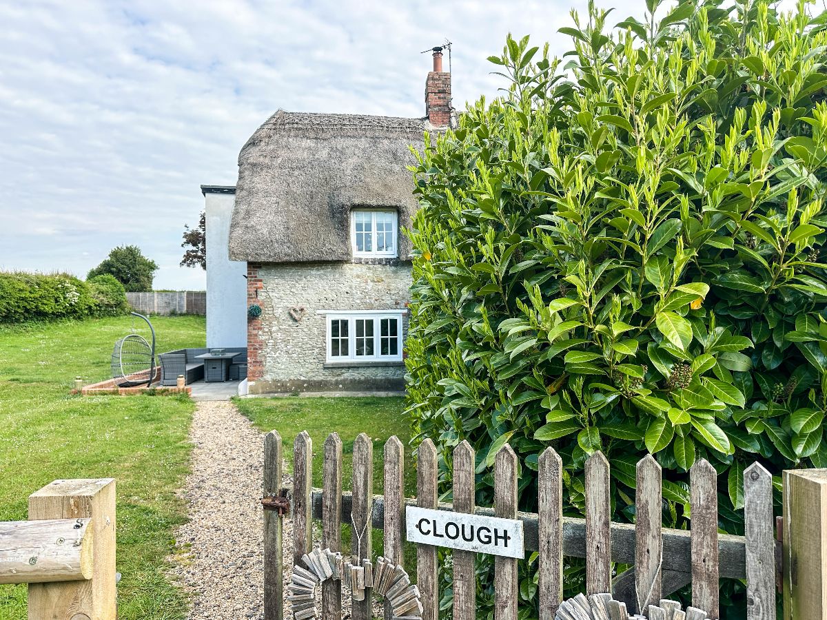 3 bed character property to rent in Quidham Street, Bowerchalke, SP5
