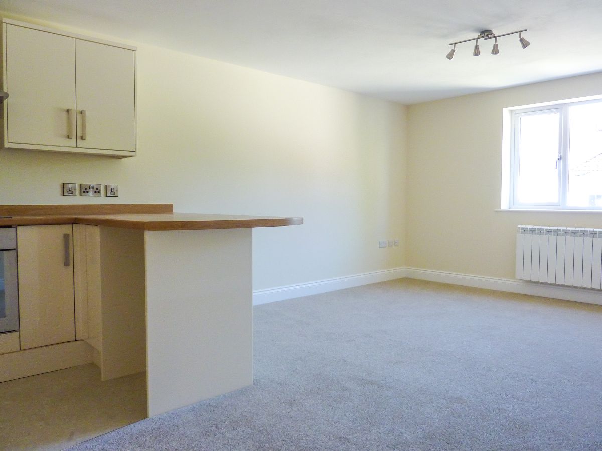1 bed flat to rent in Devizes Road, Salisbury 4