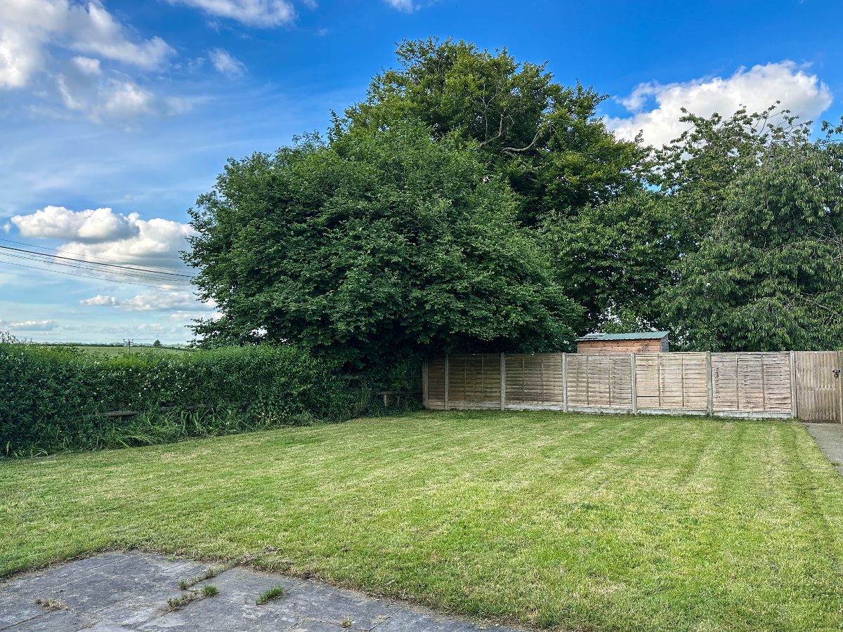 3 bed cottage to rent in Rookhaye, Salisbury 1