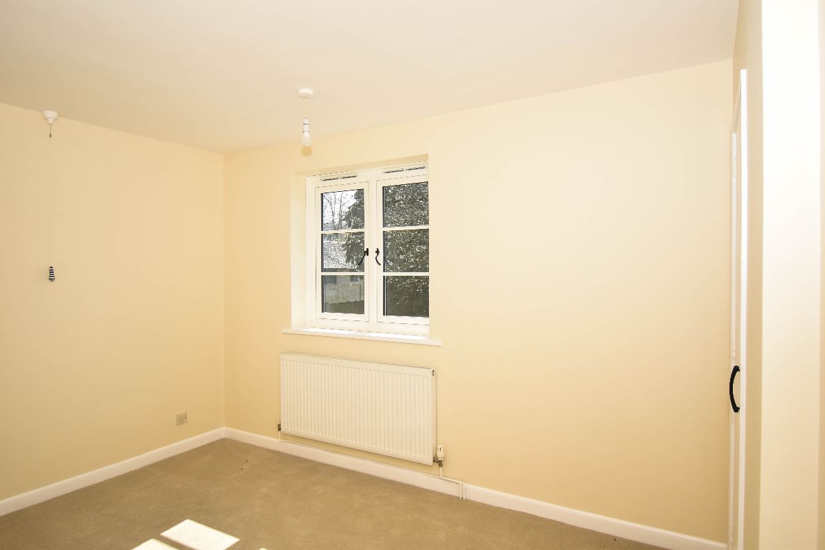 4 bed cottage to rent in Manor Farm Cottages, Salisbury 7