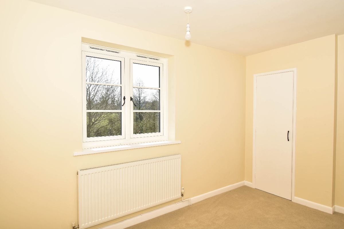 4 bed cottage to rent in Manor Farm Cottages, Salisbury 8