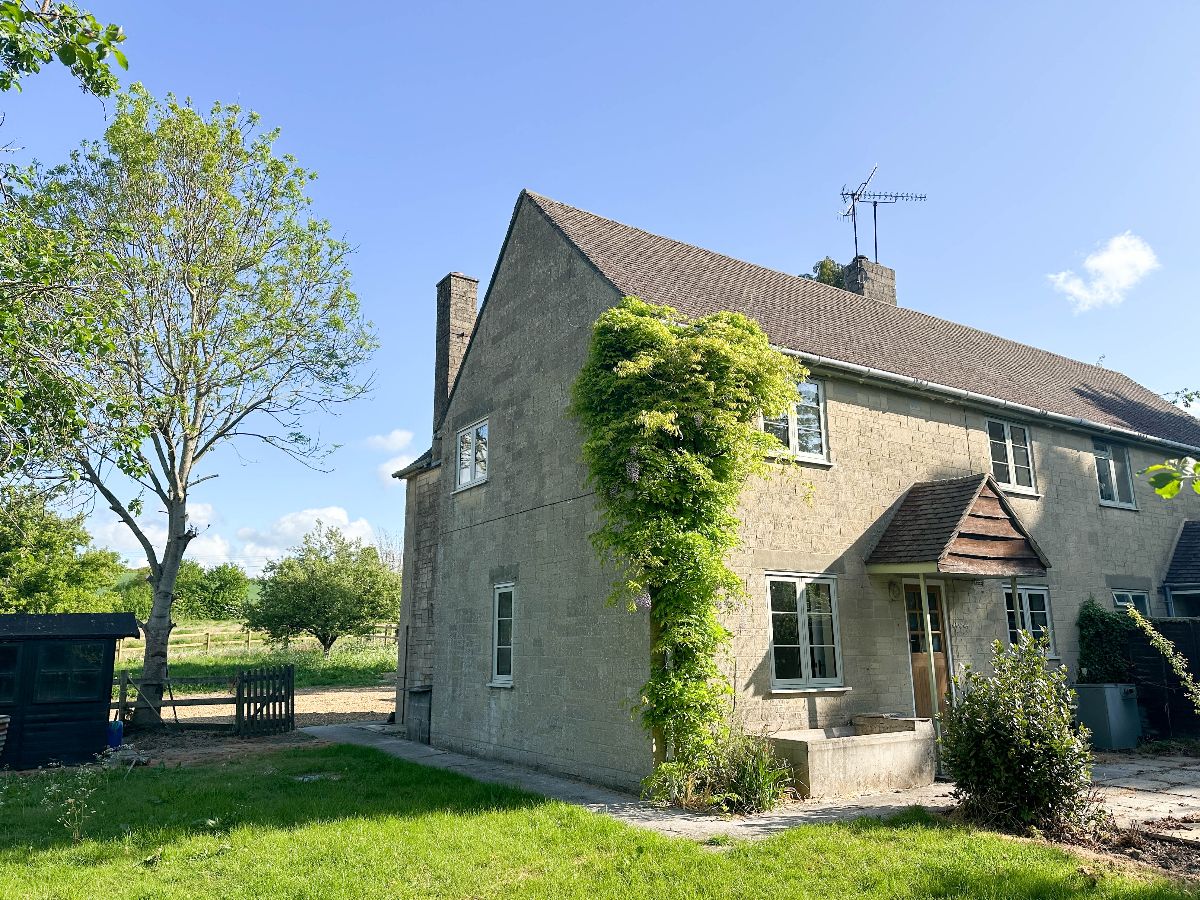 4 bed cottage to rent in Manor Farm Cottages, Salisbury, SP3