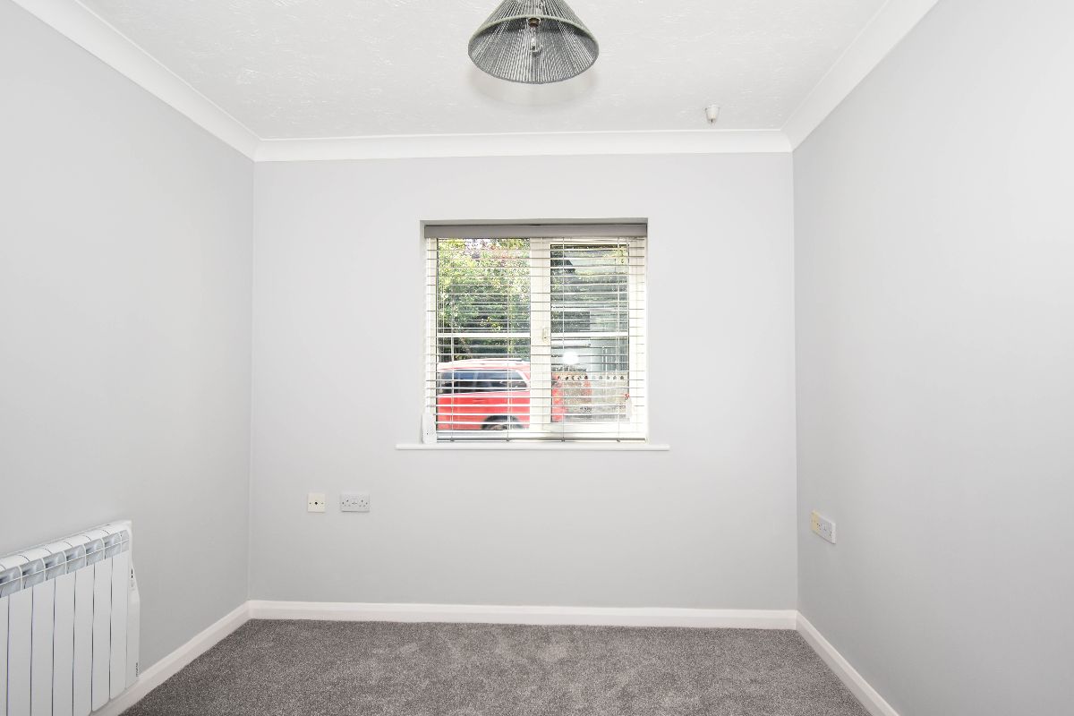 1 bed flat to rent in West Street, Wilton, Salisbury  - Property Image 10