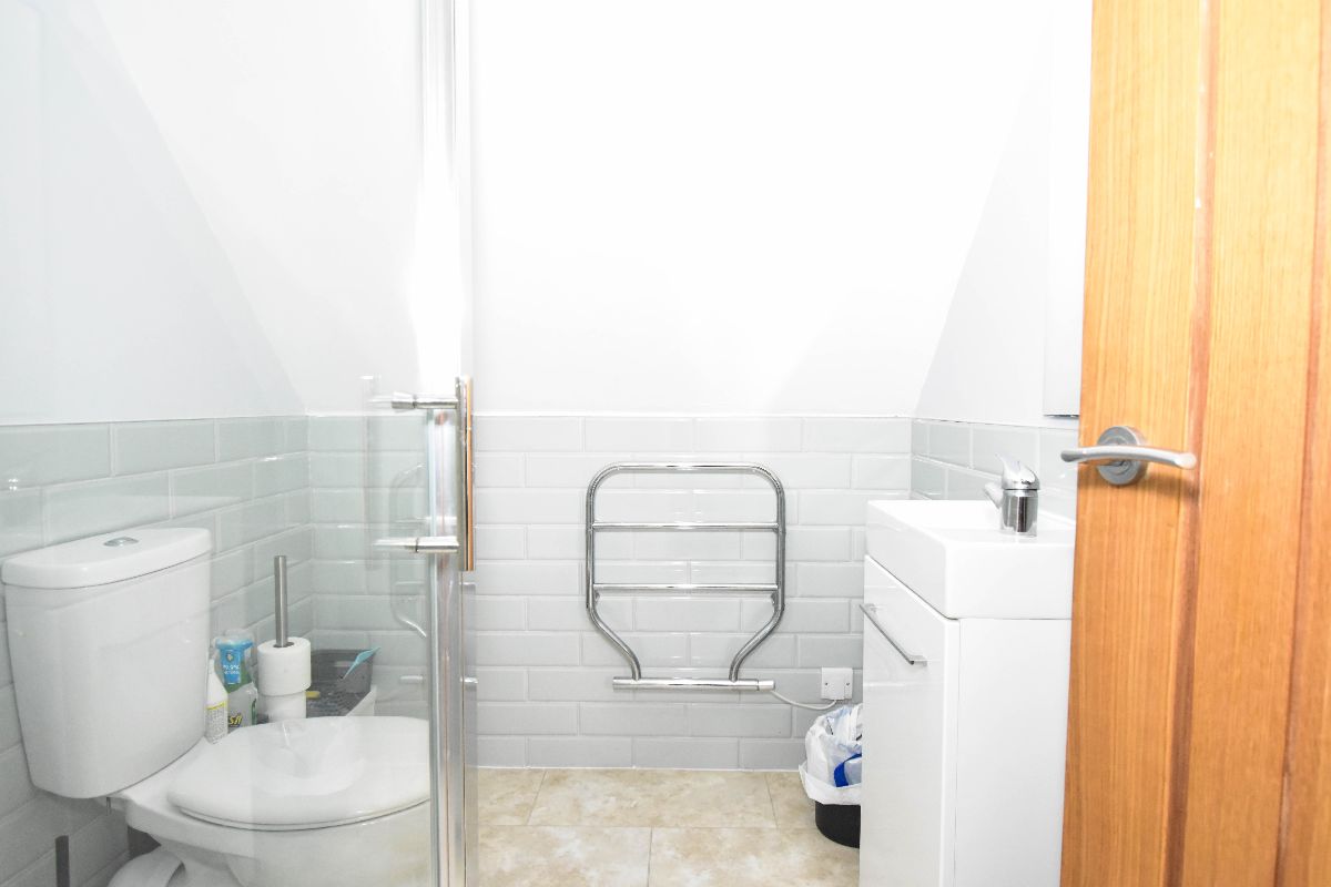 1 bed flat to rent in Winterbourne Earls, Salisbury 5