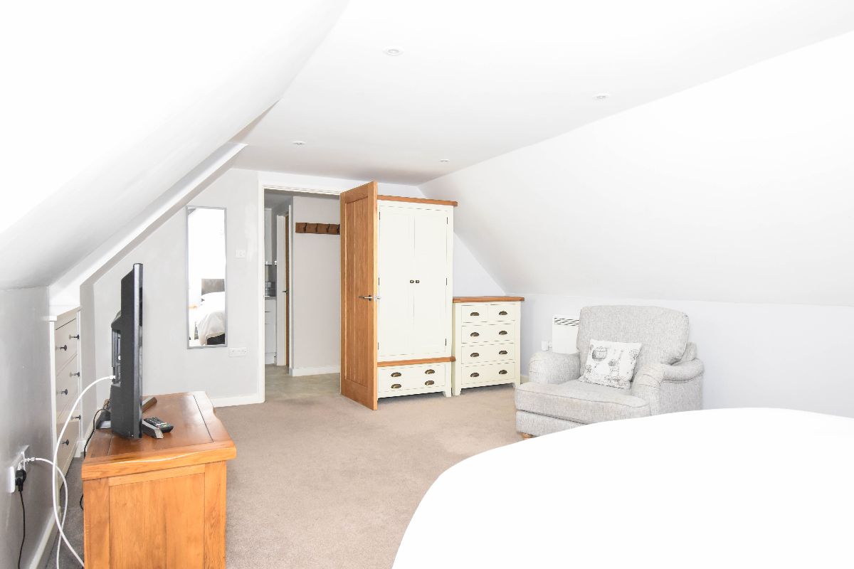 1 bed flat to rent in Winterbourne Earls, Salisbury 8