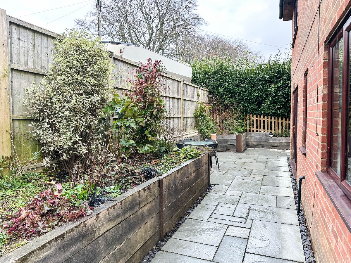 4 bed detached house to rent in Bennett Close, Salisbury 15