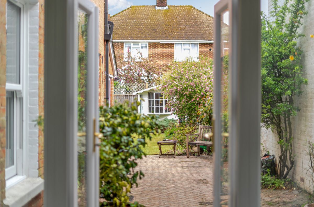 3 bed detached house to rent in Mill Road, Salisbury 26