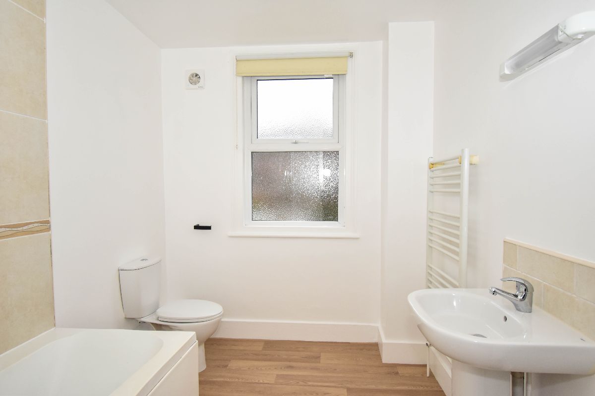 2 bed terraced house to rent in Stratford Road, Salisbury  - Property Image 12
