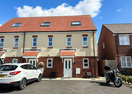3 bed end of terrace house to rent in Good Lane, Salisbury - Property Image 1