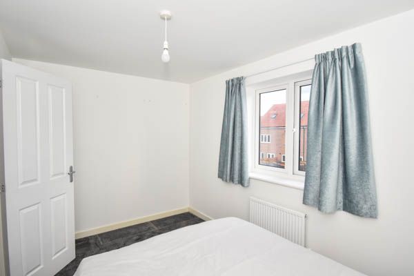 3 bed end of terrace house to rent in Good Lane, Salisbury  - Property Image 8