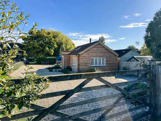 1 bed bungalow to rent in The Street, Chilmark  - Property Image 16