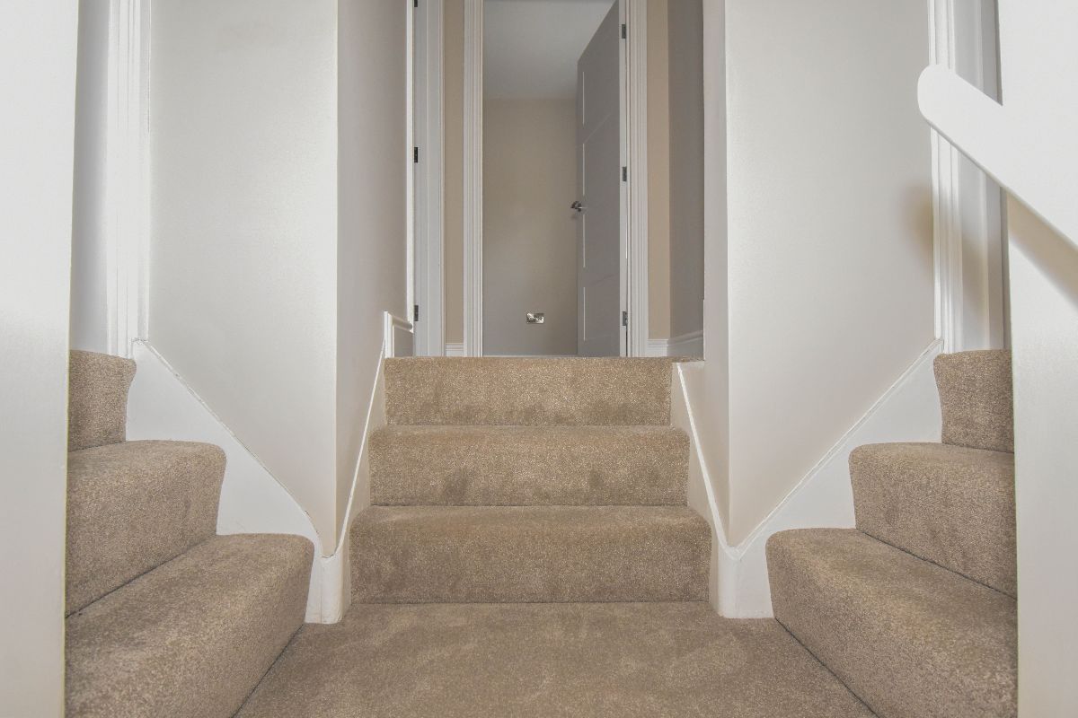 3 bed detached house to rent in Russell Street, Wilton 15