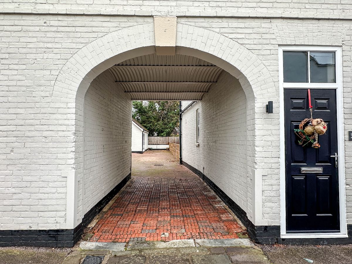 3 bed detached house to rent in Russell Street, Wilton  - Property Image 19