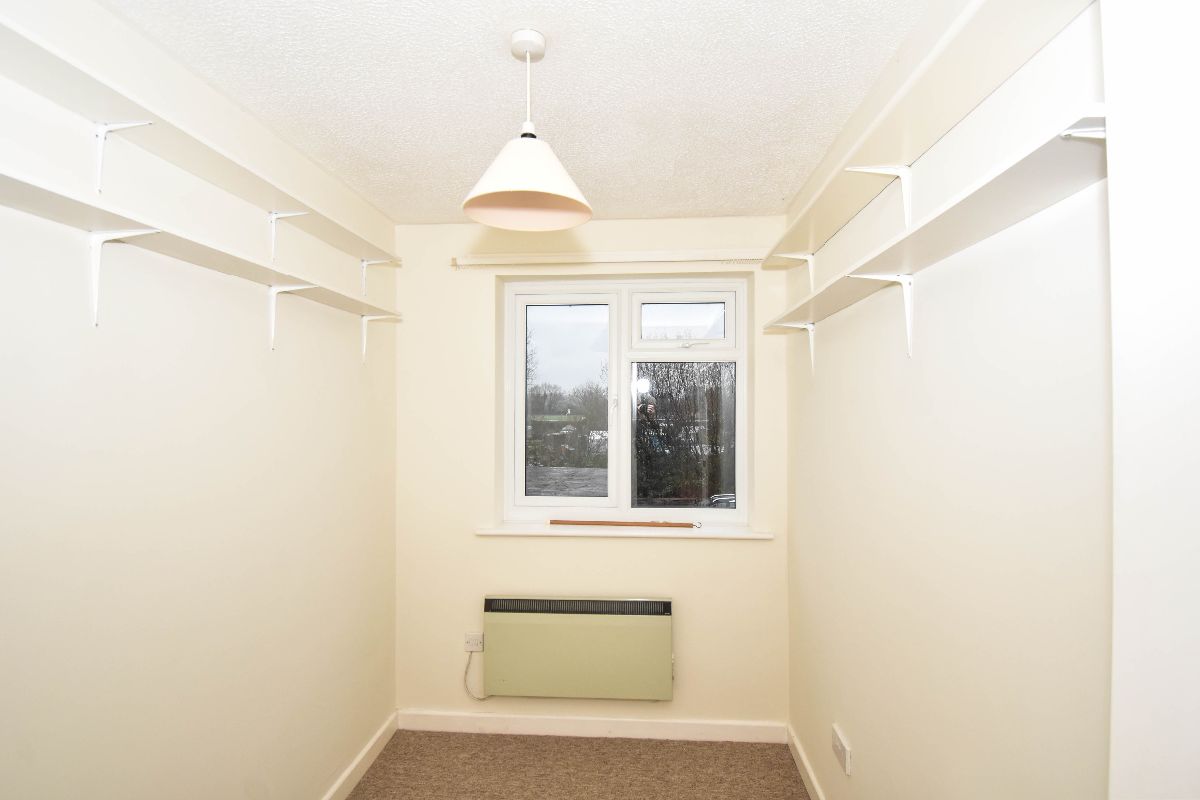 3 bed terraced house to rent in Ashley Road 9