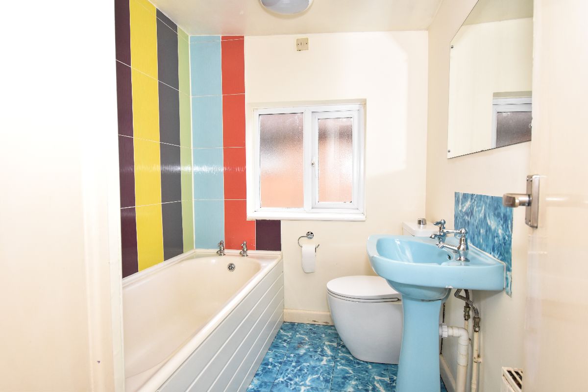 4 bed terraced house to rent in Trinity Street, Salisbury 8