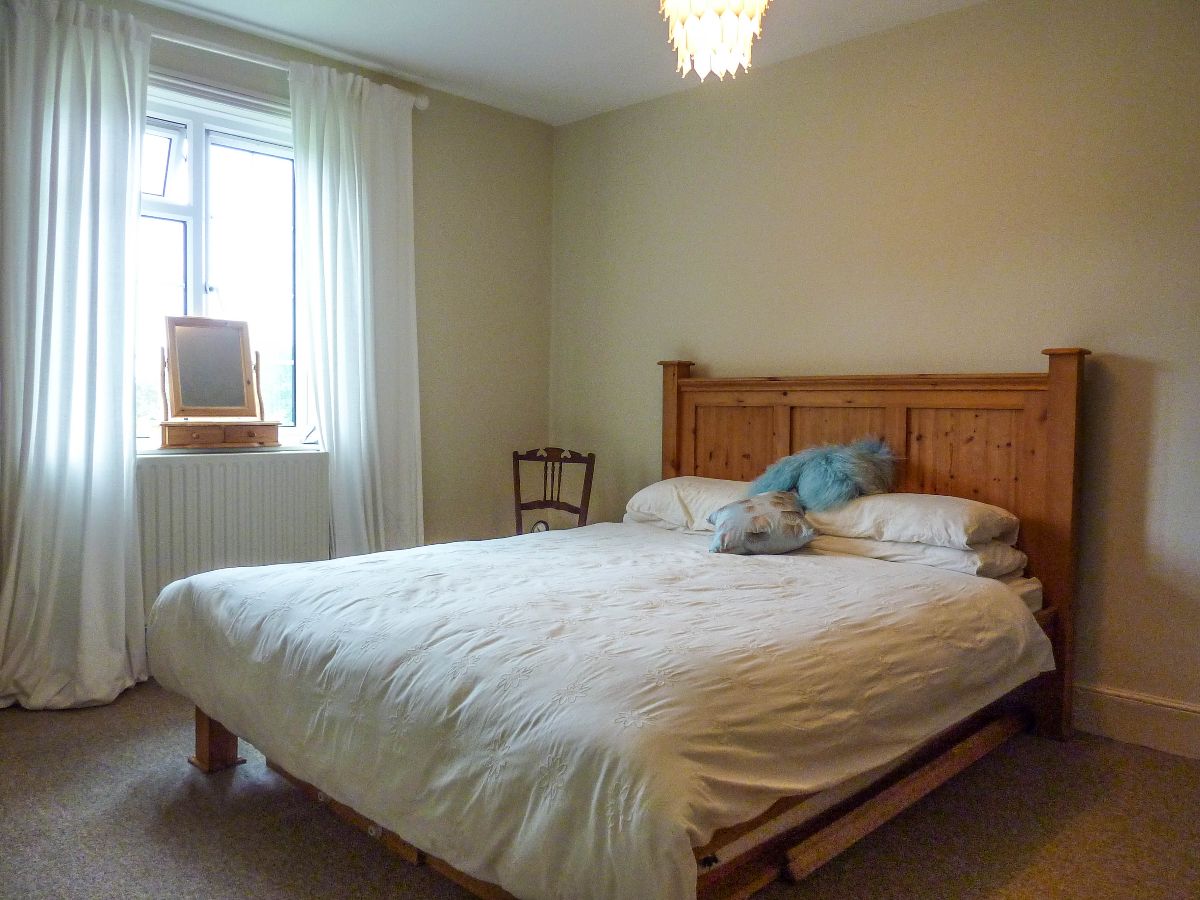 3 bed semi-detached house to rent in Home Dairy Cottages, Salisbury 6