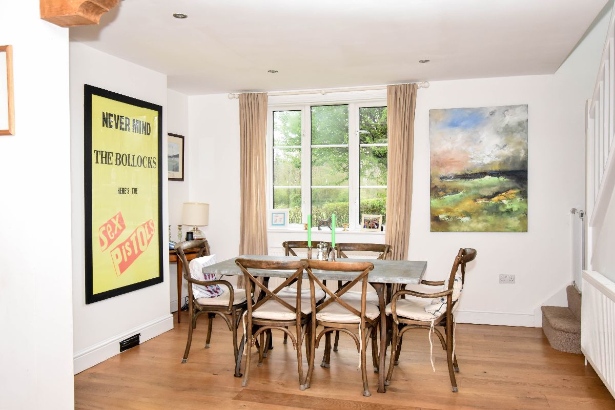 4 bed character property to rent in Clarendon Park, Salisbury 4