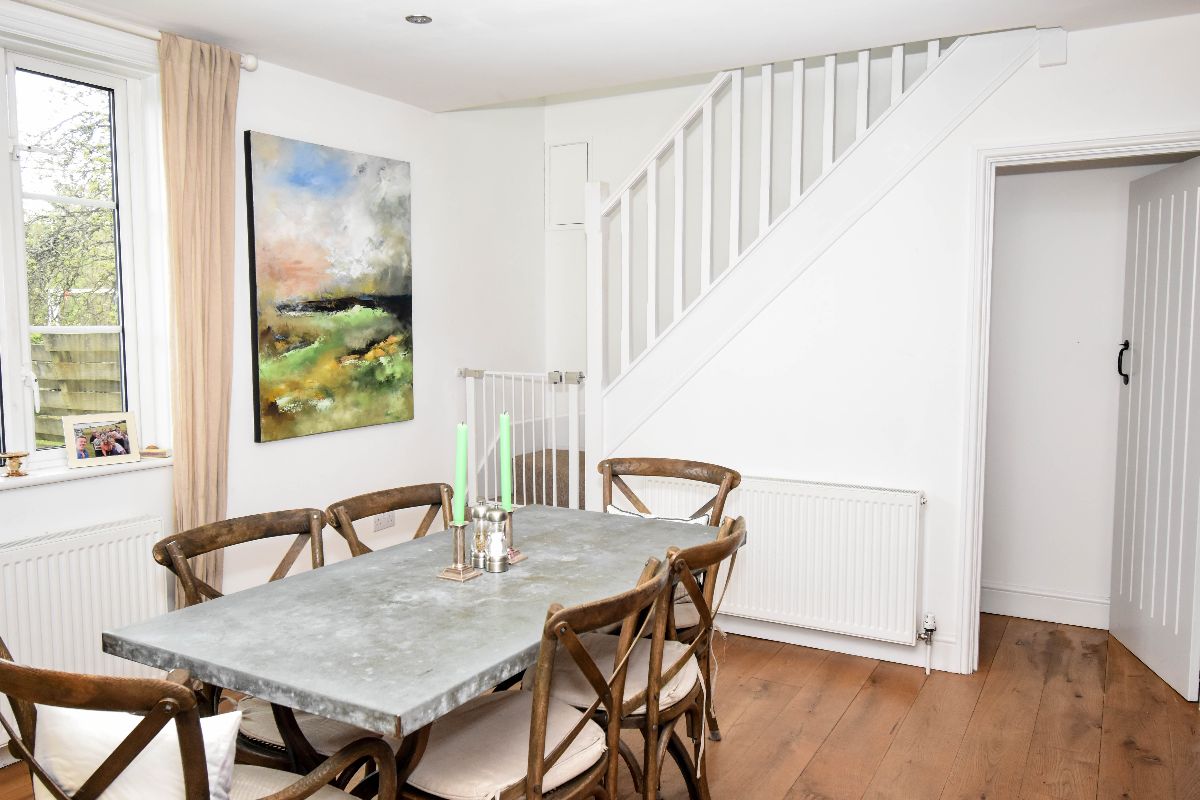 4 bed character property to rent in Clarendon Park, Salisbury 6