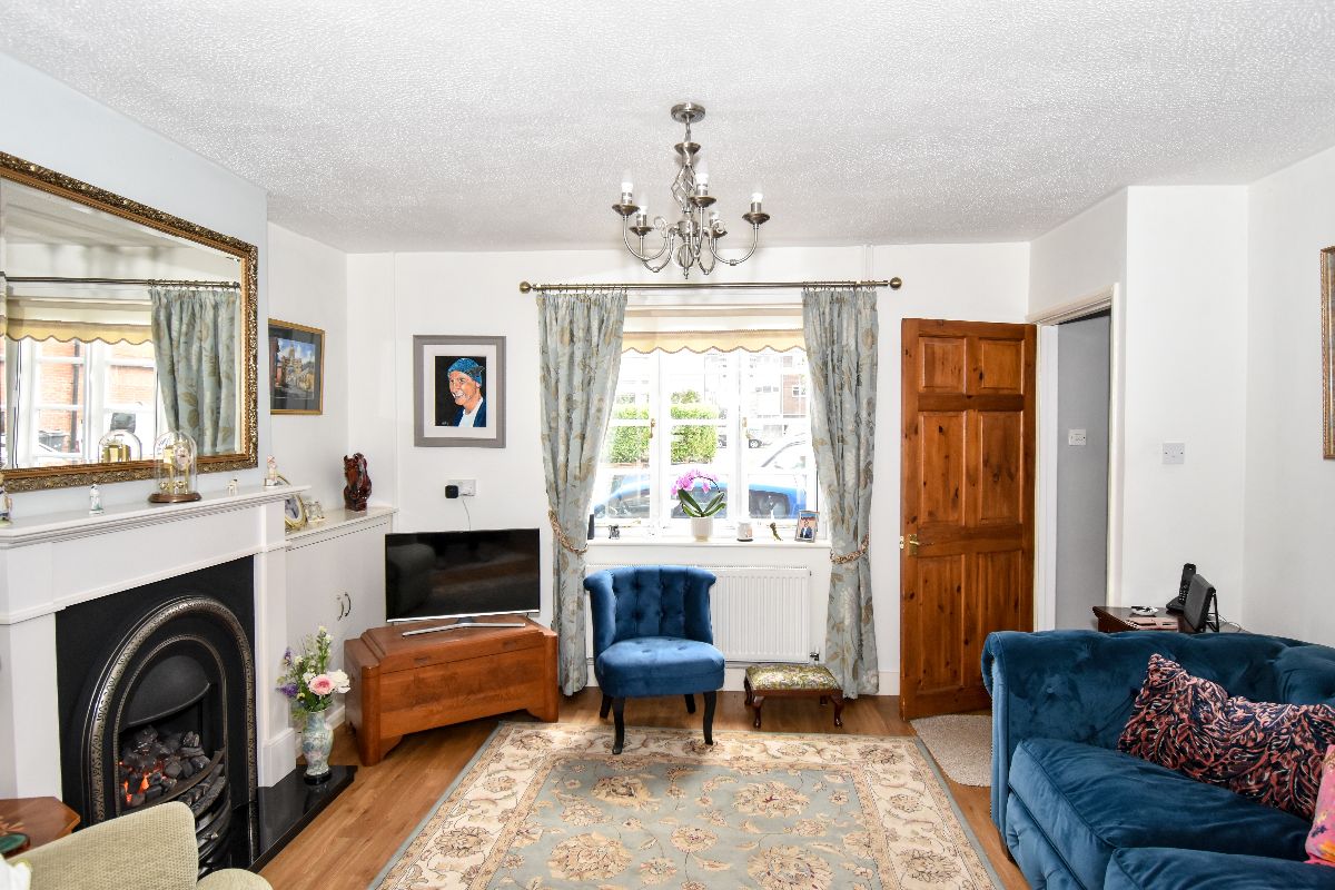 2 bed terraced house for sale in North Street, Wilton 1
