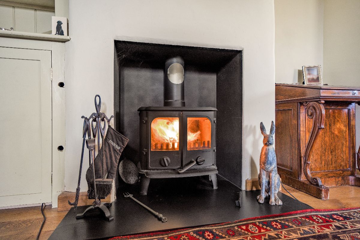 4 bed end of terrace house for sale in Court Street, Salisbury 7