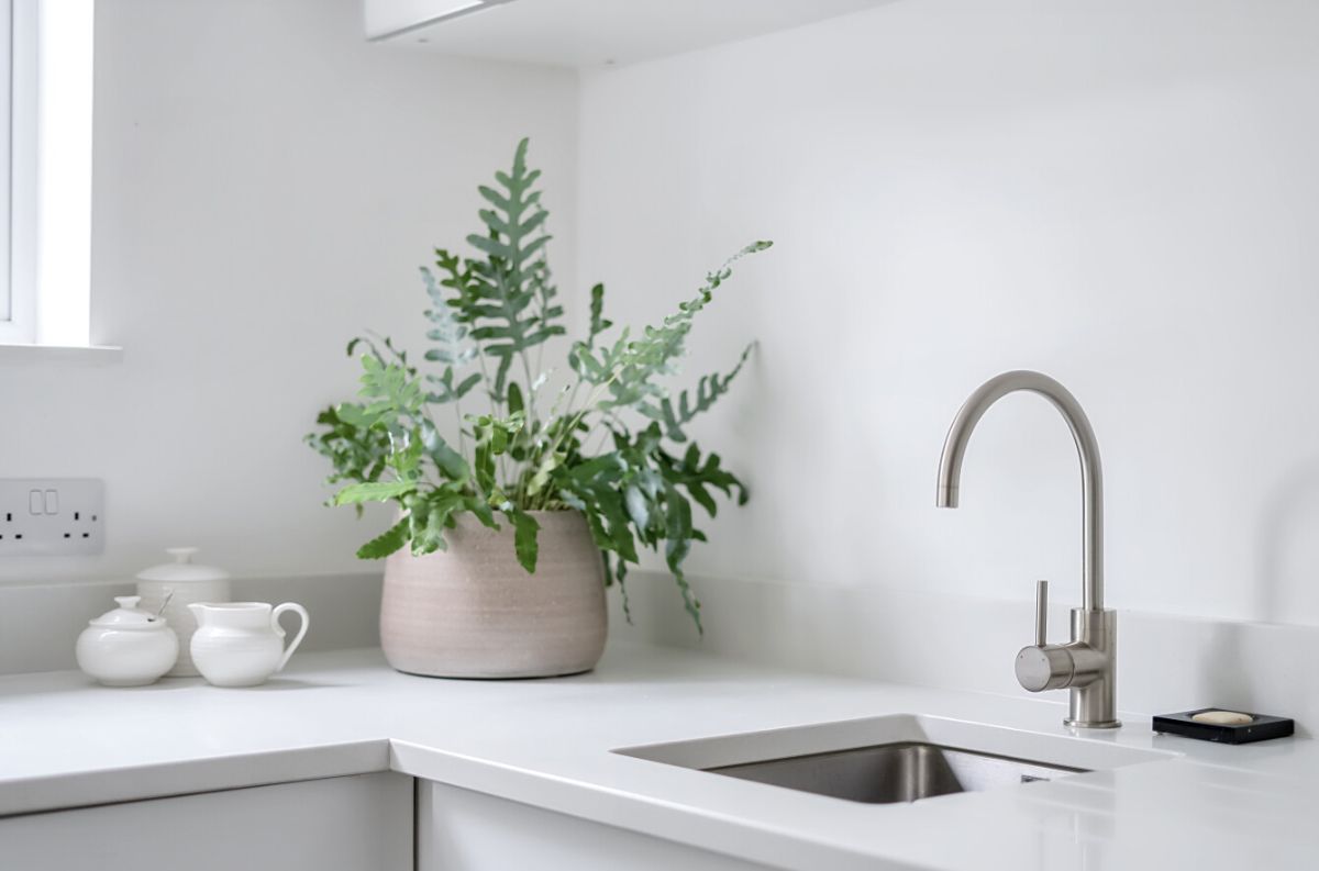 2 bed character property for sale in Crow Lane, Wilton 2