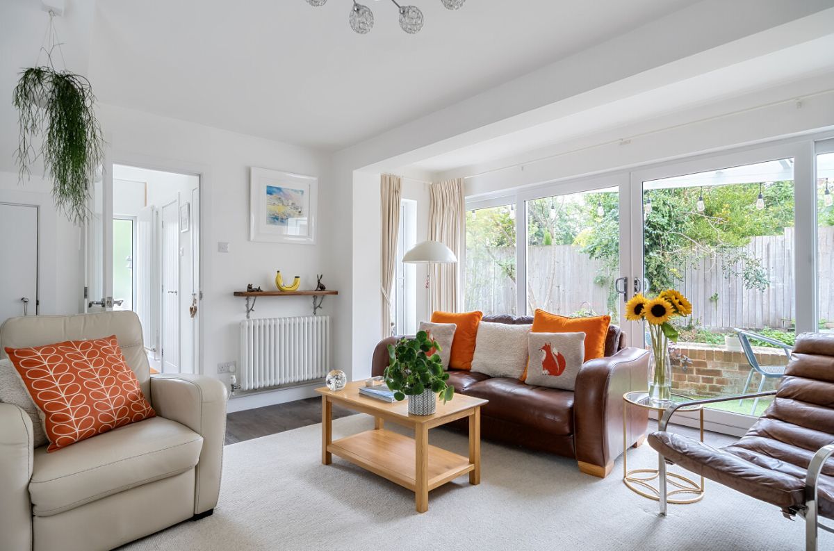 2 bed character property for sale in Crow Lane, Salisbury  - Property Image 5