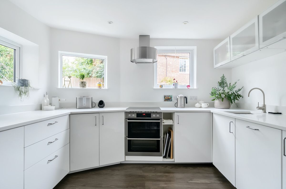 2 bed character property for sale in Crow Lane, Wilton 13